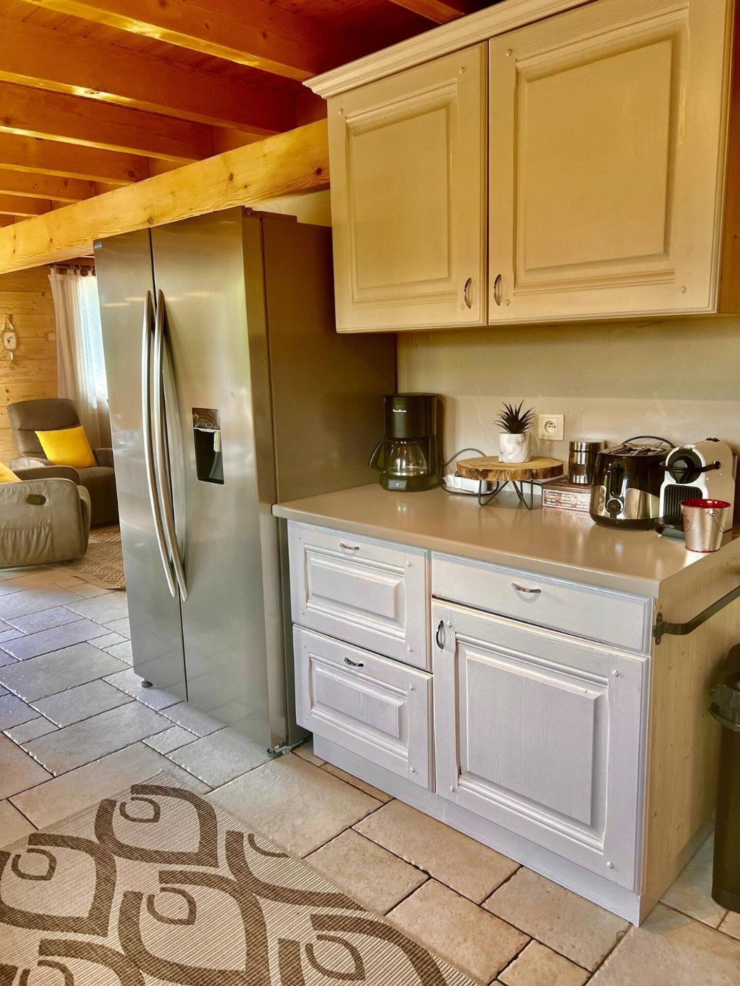 Charming Family Chalet For 8 People, With Private Hot Tub Les Clefs Bagian luar foto